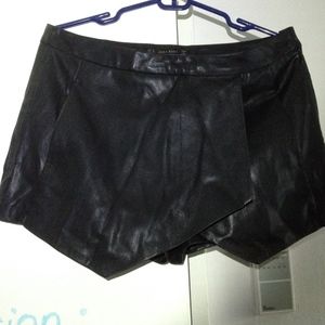 Zara asymmetrical cut leather skirt shorts M